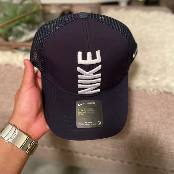 Nike Other - Nike SnapBack